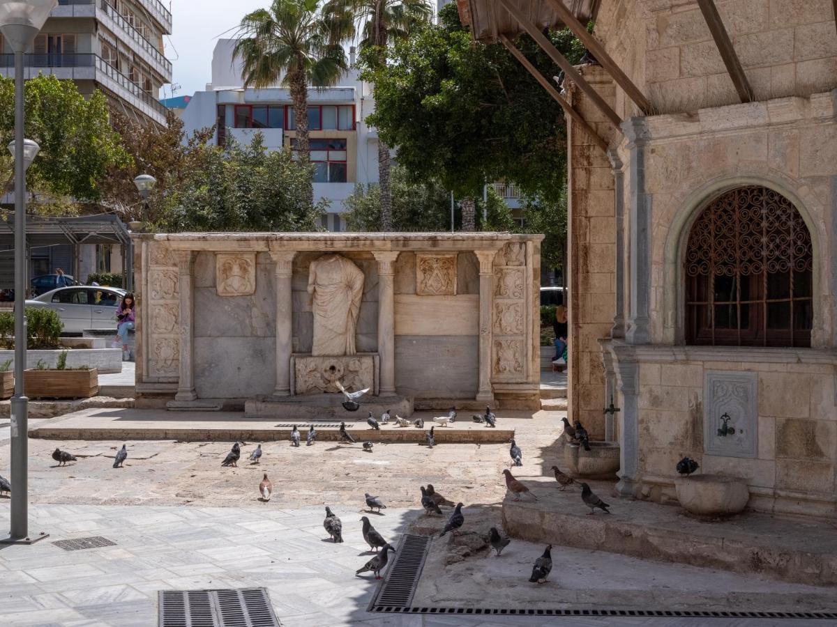 Iris Luxury Apartment At The Heraklion Center Exterior photo